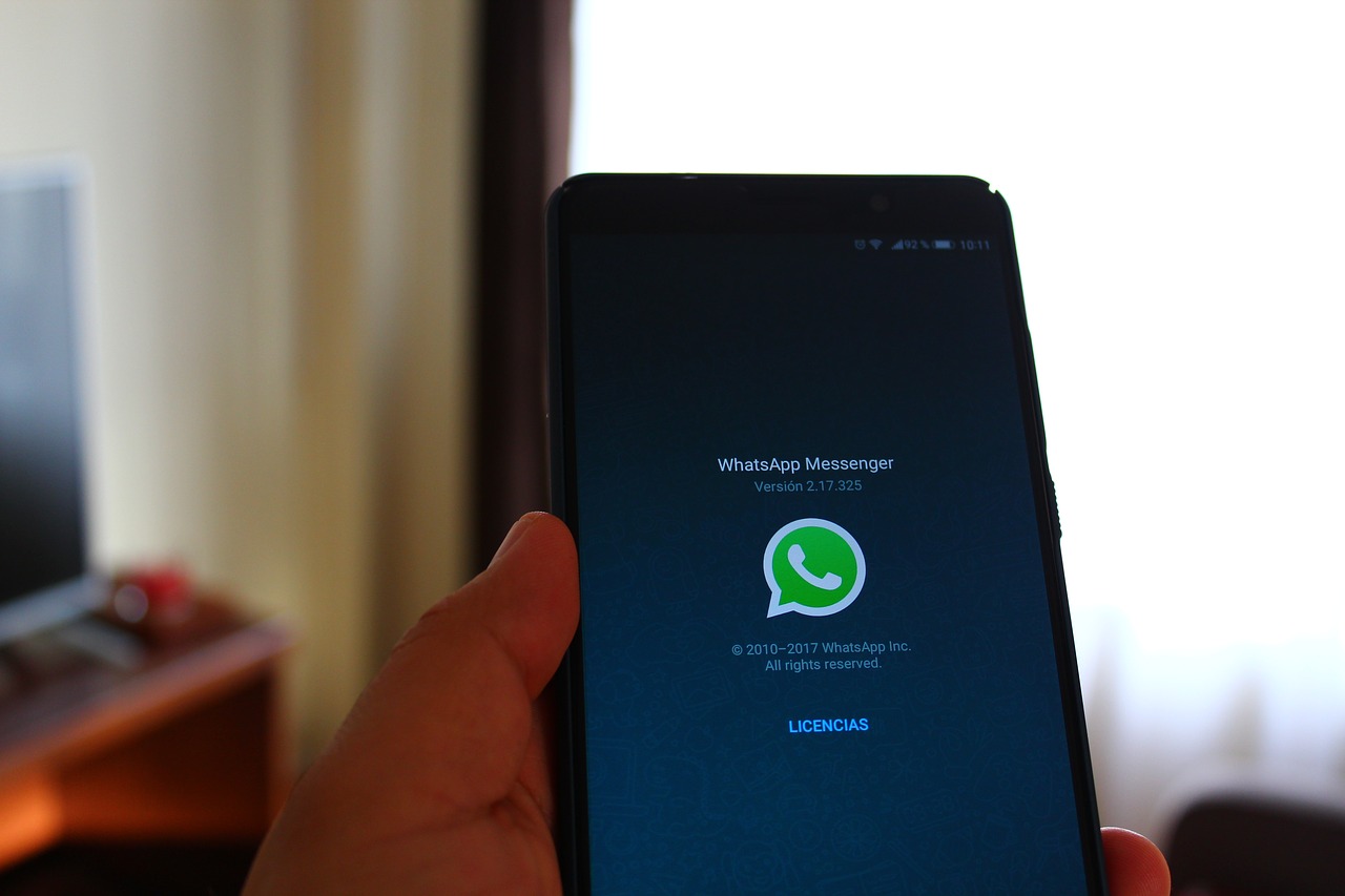 Cara Menjaga Keamanan Anak-anak dalam Menggunakan Aplikasi WhatsApp